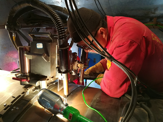 管道自動焊機
