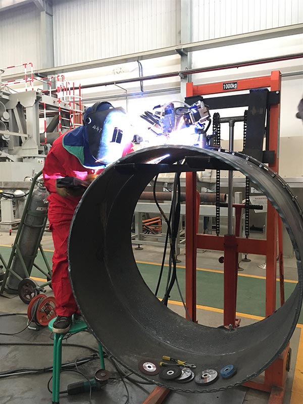 自動焊機(jī) 自動焊機(jī)