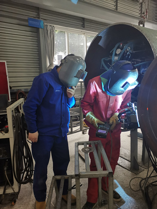 熊谷資深焊工實際操作全自動焊機A-302 熊谷資深焊工實際操作全自動焊機A-302