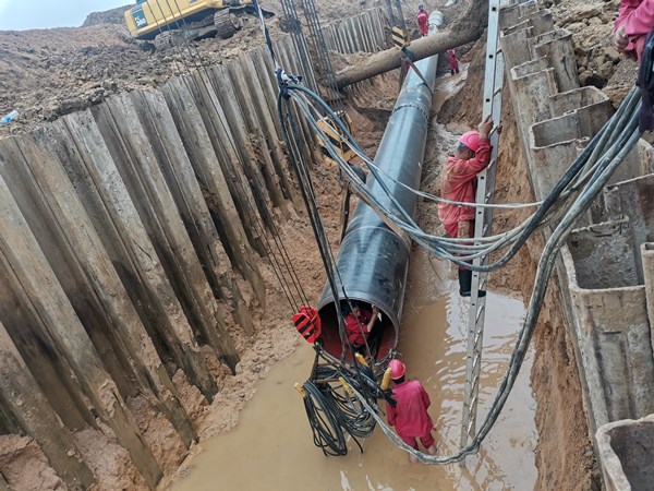 全位置管道自動焊機 全位置管道自動焊機