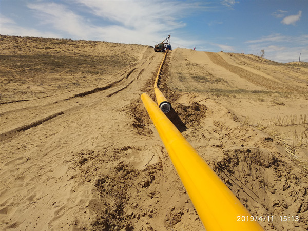 柴油電焊機在新疆克拉瑪依油區工程建設 柴油電焊機在新疆克拉瑪依油區工程建設