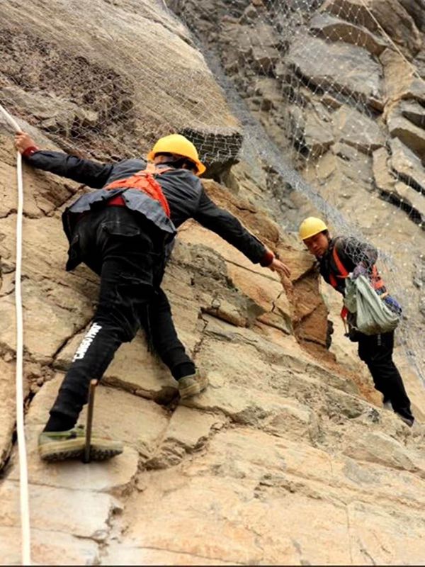 熊谷管道半自動(dòng)焊機(jī) 熊谷管道半自動(dòng)焊機(jī)