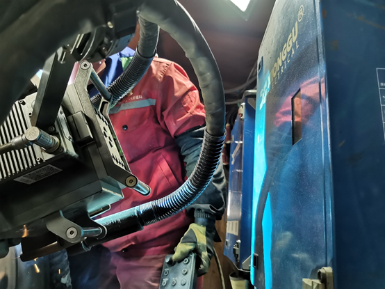 全位置管道自動焊機