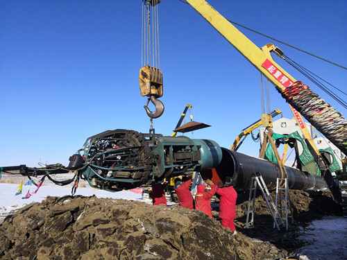 熊谷管道自動焊接設備中俄東線施工